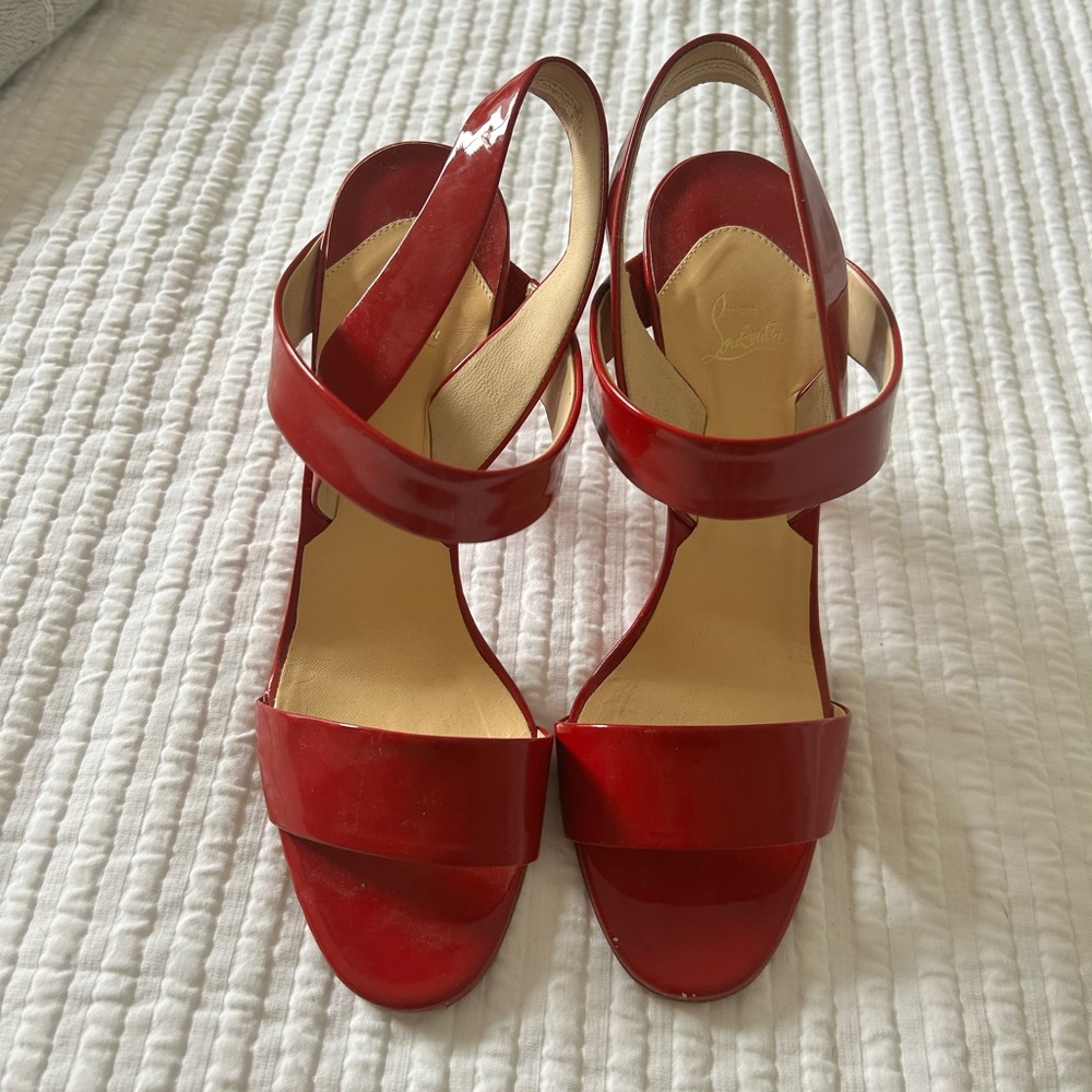Christian Louboutin beautiful red scrappy sandals in excellent condition !